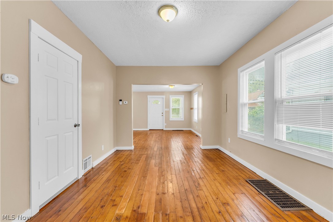 Gates & Sears Brooklyn Park Allo - Residential Lease
