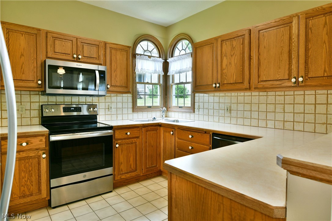 Brookstone Place - Residential