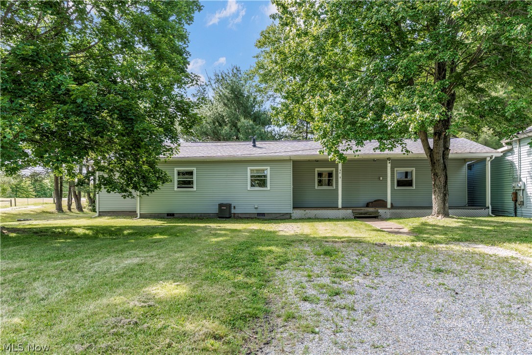 ONSITE AUCTION JULY 16TH AT 6 PM! 
Welcome to this 3-bedroom, 1 full bath and 1 half bath manufactured home situated on a spacious corner lot with road frontage along SR 39. This home offers a great opportunity for someone looking to add their personal touch and make it their own. Featuring a large open kitchen, dining area, and living room, there is plenty of space for everyday living and entertaining. The property also includes a large detached 3-bay garage, offering ample room for vehicles, storage, hobbies, or a workshop. Enjoy the nice yard area and established garden space, perfect for outdoor activities or gardening. With a little TLC, this property has the potential to become a wonderful home in a convenient location.
OPEN FOR INSPECTION: JULY 9TH 5-7 PM AND JULY 14TH 5-7 PM