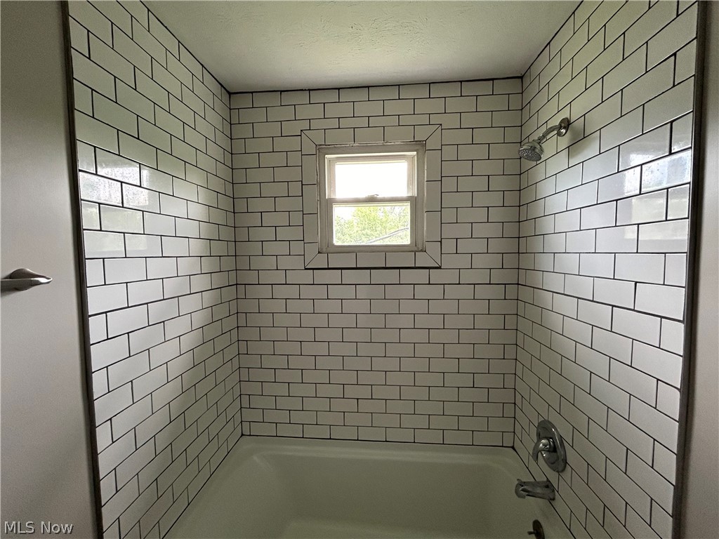 Highview Park Sub #2 - Residential Lease