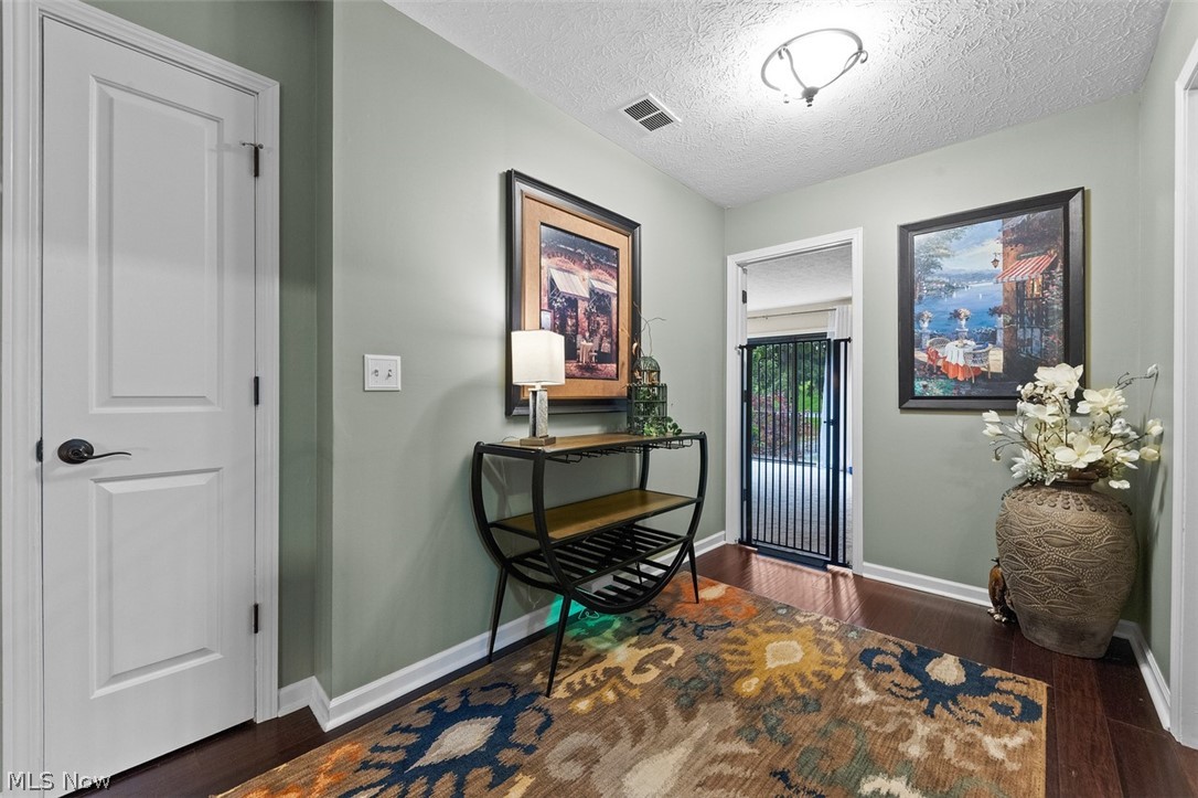 Granger Lake Condo - Residential
