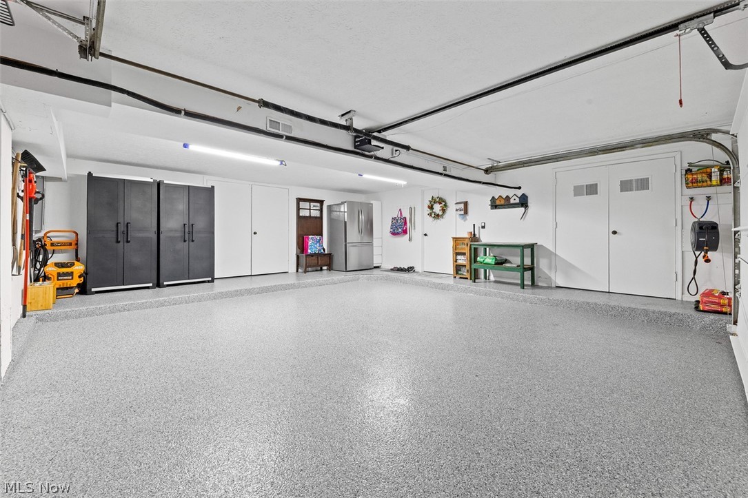 Granger Lake Condo - Residential
