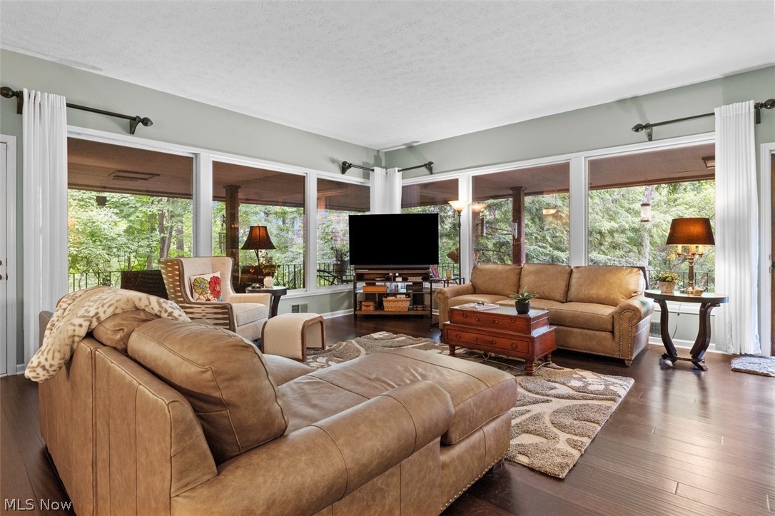 Granger Lake Condo - Residential