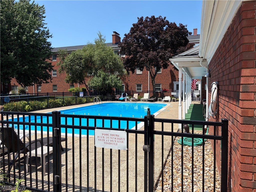 Heritage House Condo - Residential