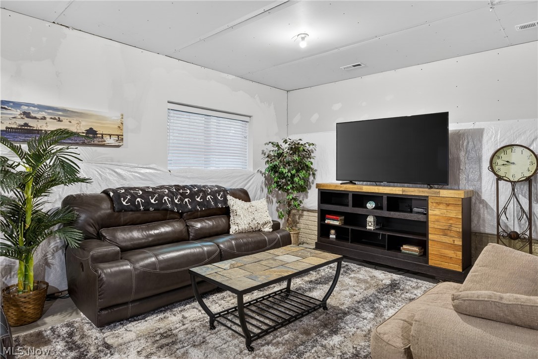 Quail Hollow 10 - Residential
