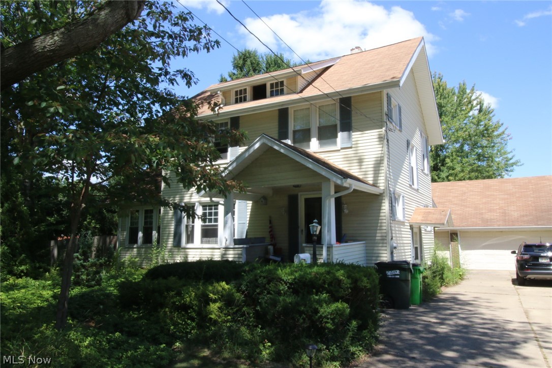 Hiwood Heights - Residential