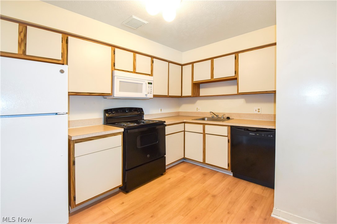Princeton Garden Condo - Residential