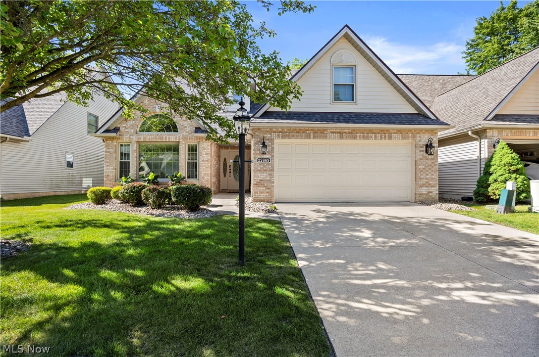 Welcome home to this beautifully remodeled and meticulously maintained 3-bedroom residence featuring a desirable
first-floor primary bedroom and an open-concept floor plan that is perfect for both everyday living and entertaining.
The spacious layout creates a warm and inviting atmosphere, while numerous recent updates provide comfort and
peace of mind. Improvements include a new roof (2025), new windows (2025), new carpet in the bedrooms, a furnace
inspected in 2026, and a new A/C unit installed in 2020 and professionally inspected in 2026. The updated kitchen
features a new dishwasher (2026) and new microwave (2026), making this home truly move-in ready. Step outside to
enjoy the fenced backyard and patio, ideal for relaxing, entertaining guests, or enjoying summer evenings. Residents
also have access to outstanding community amenities, including a swimming pool, tennis courts, basketball courts, and
pickleball courts. Conveniently located near shopping, dining, and everyday conveniences, this home offers the perfect
combination of updates, amenities, and location. To provide additional confidence and peace of mind, the seller is
offering a one-year home warranty.
