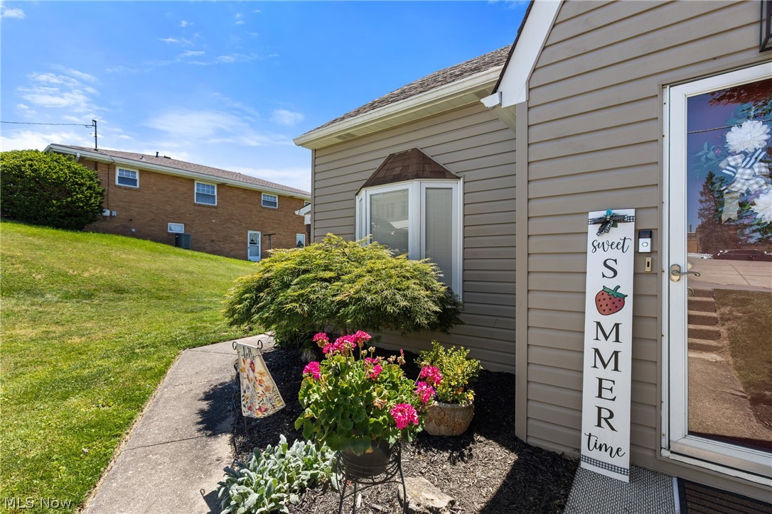 2 MCONNELL - Residential