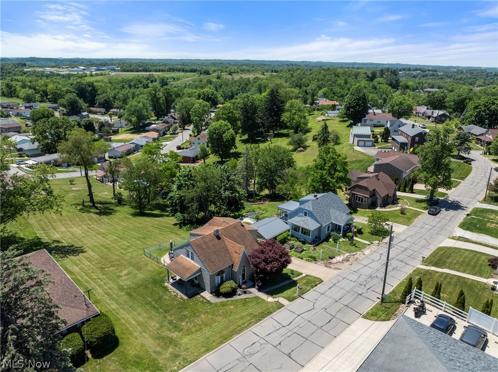 2 MCONNELL - Residential