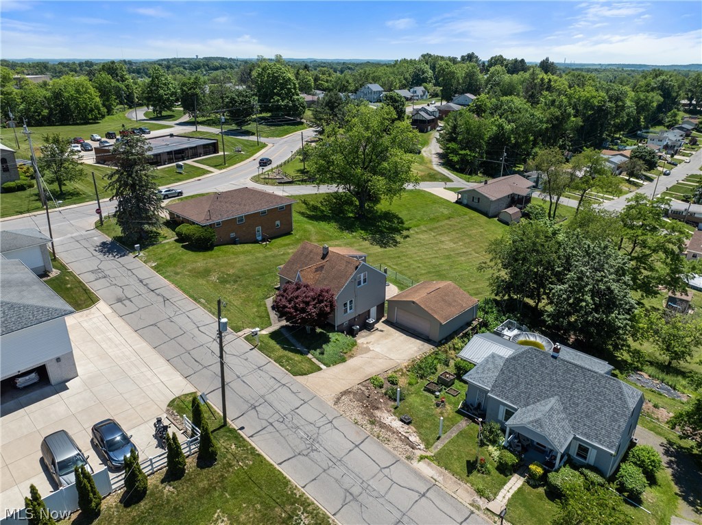 2 MCONNELL - Residential