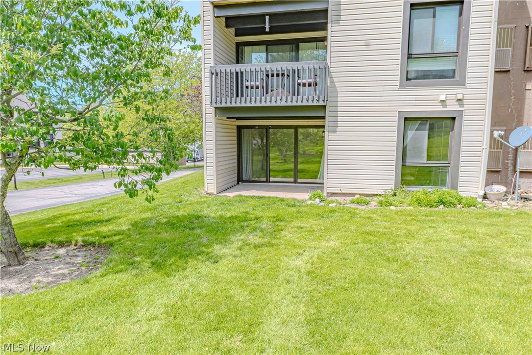 Oak Knolls Condo - Residential