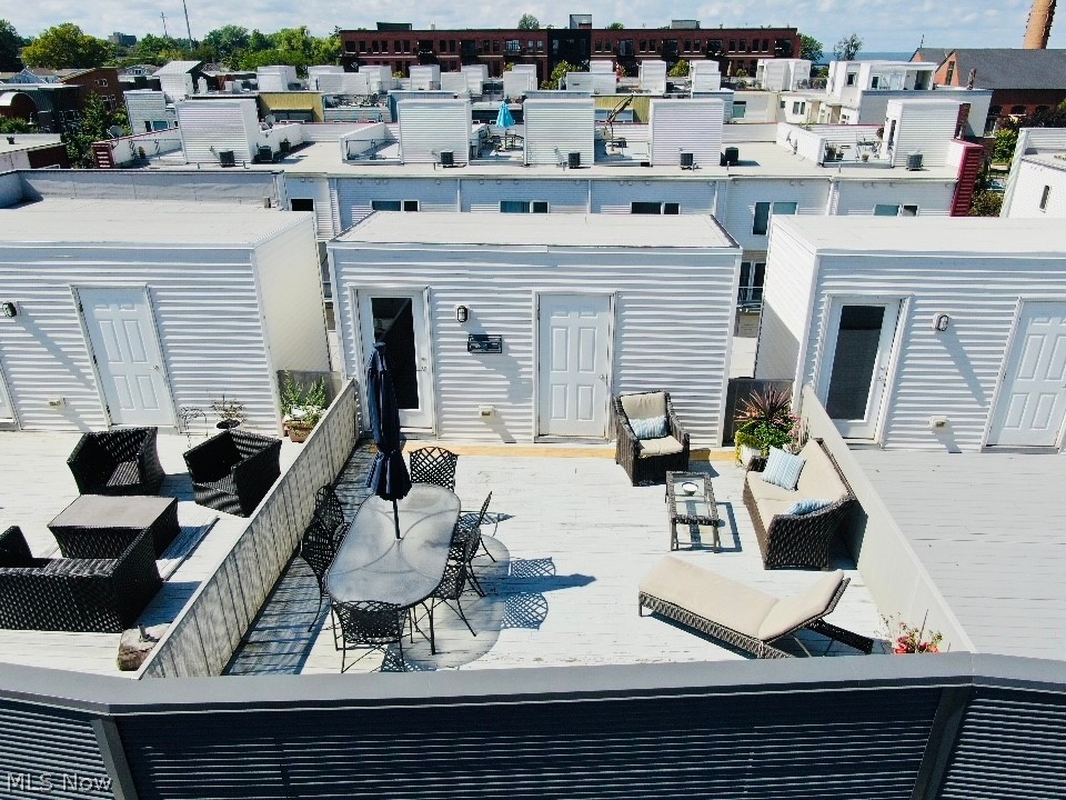 Battery Park Twnhms Condo - Residential