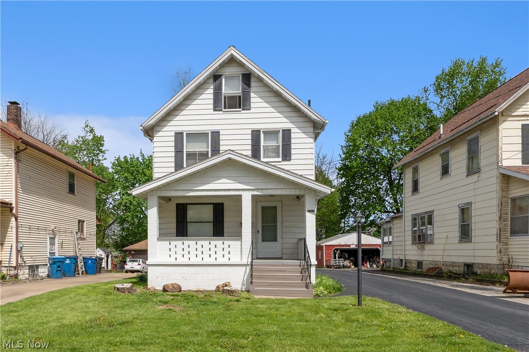 Lyons - Residential