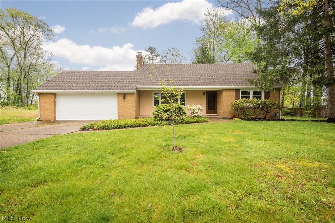 Welcome to this beautiful Cap Cod style home in the heart of Jackson township. This house offers 4 bedrooms plus one extra room that can be considered as a 5th bedroom / office / bonus room with 2 full baths.
On the first floor you will find a large size living room with a wood burning fireplace open to the dining area and kitchen. Master bedroom on the first floor with one full bath and the second bedroom that can be converted into an office depending on your needs. The second level offers 3 bedrooms with one full bath, cedar closet in the hallway with refinished wood floors. The basement offers a big workshop area, wood paneling on walls and a wet bar area allowing the basement to be finished quiet easily. Additional features include an enclosed screened porch overlooking the secluded backyard, 2 car garage attached. This is a quality home with so many updates completed during the last 2 months. New AC unit, new garage door, all hardwood floors refinished, new 100 amp electric box,