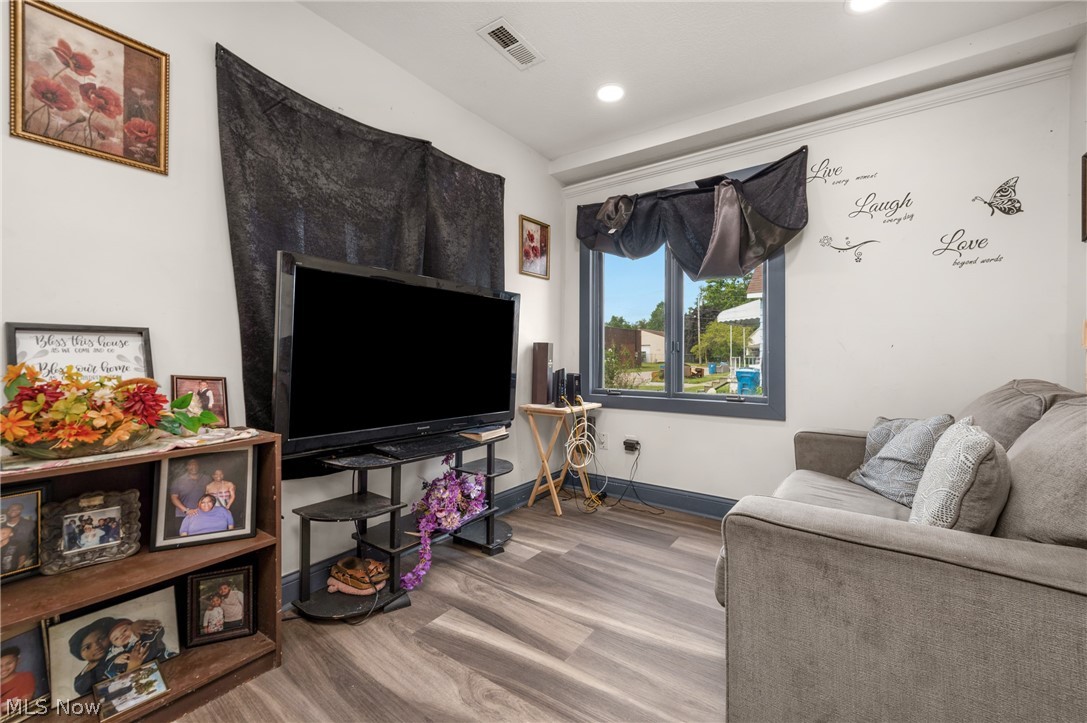 Kings Add - Residential