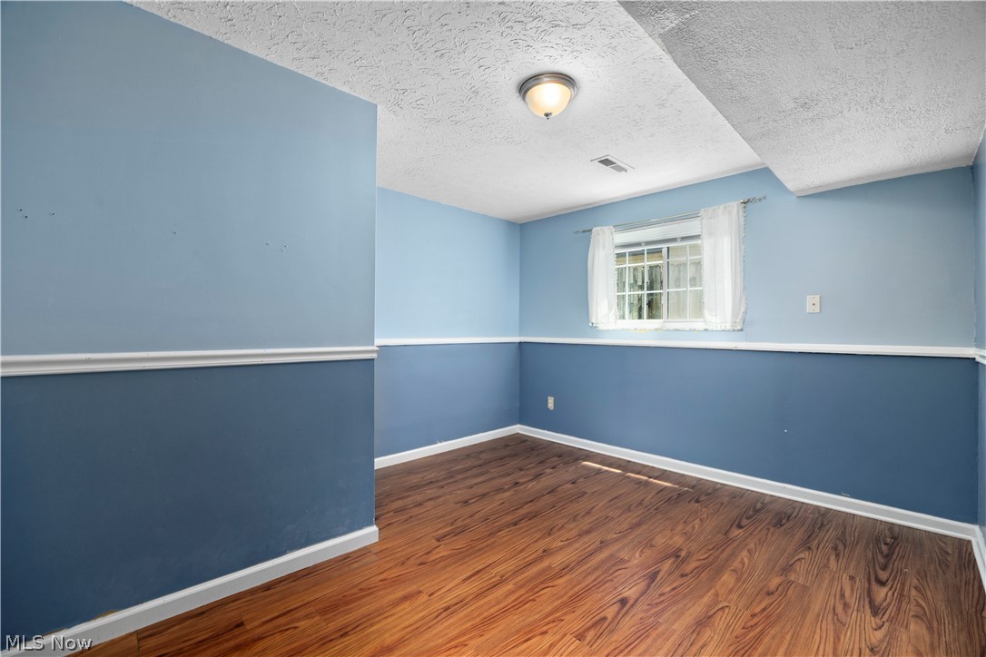 MEADOW RIDGE AREA - Residential