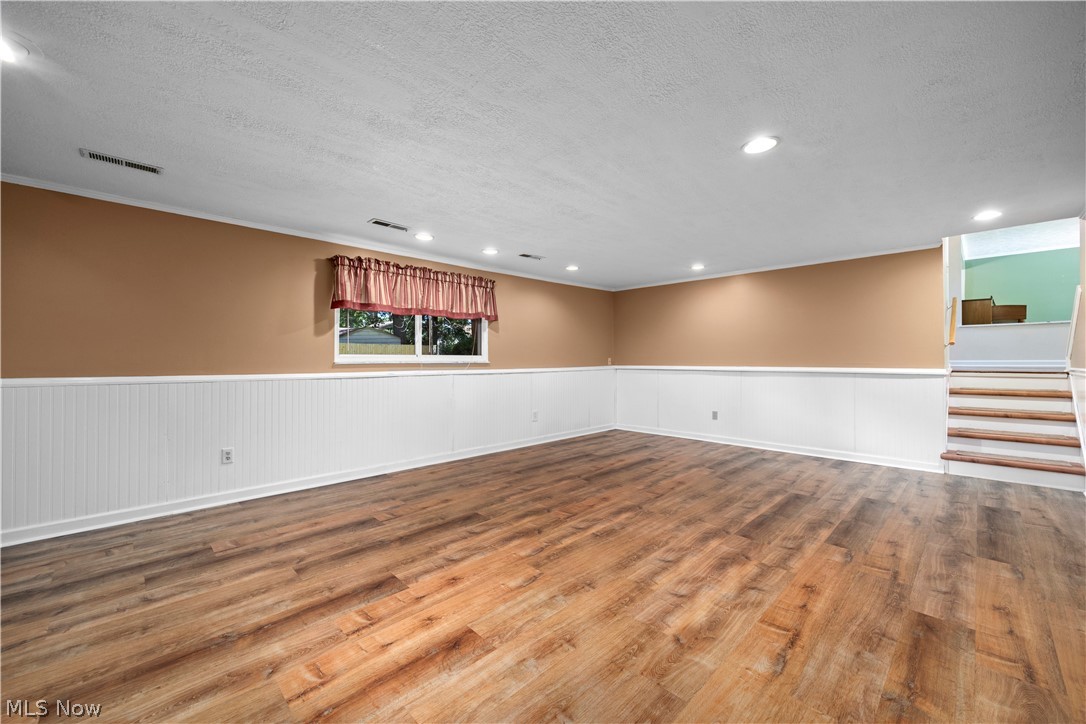 MEADOW RIDGE AREA - Residential