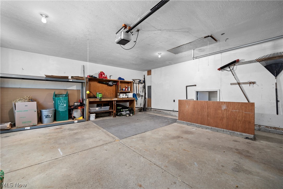 MEADOW RIDGE AREA - Residential