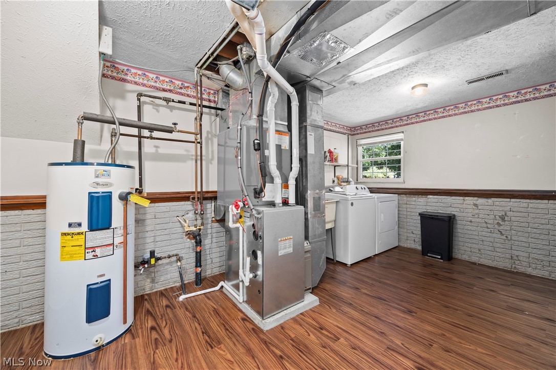 MEADOW RIDGE AREA - Residential