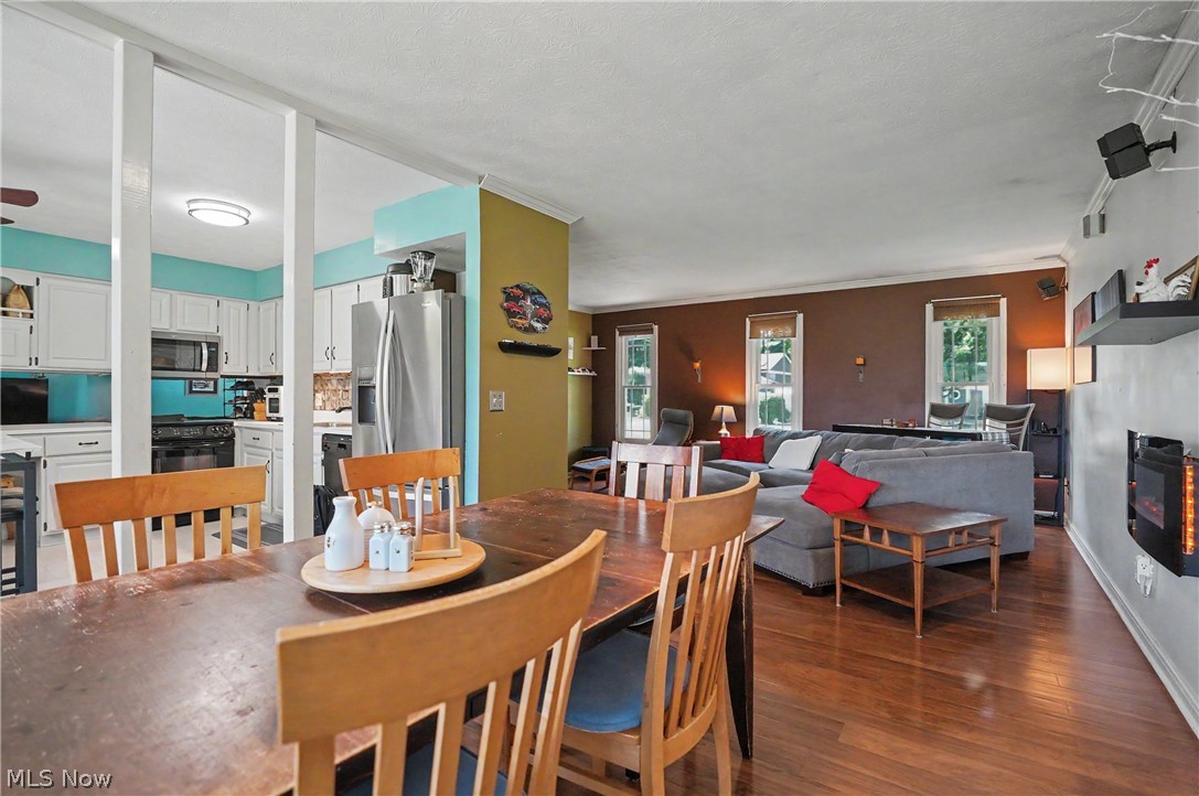 Aurora Shores Sub #11 - Residential