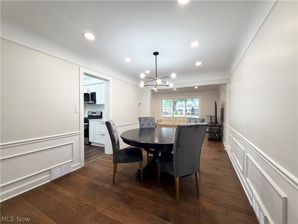 R M Wilkoff & Co Inc Mayfair S - Residential