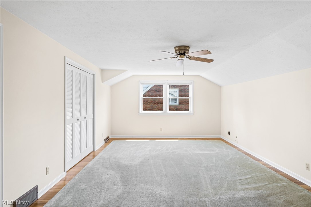 VALLEY FORGE EST - Residential