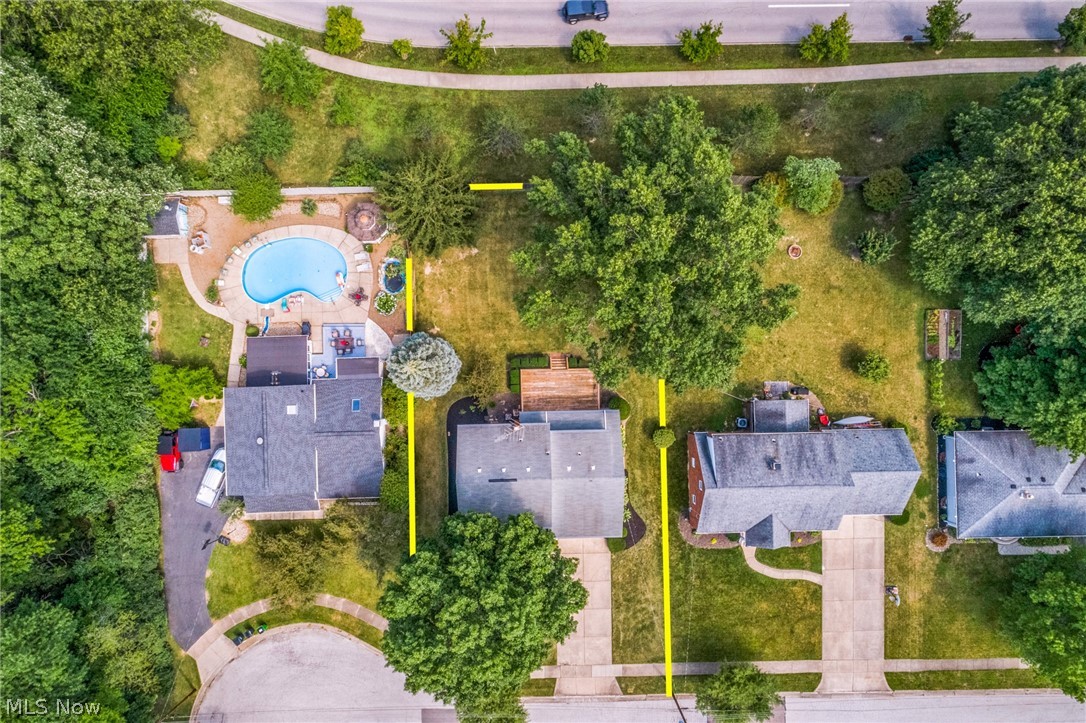 VALLEY FORGE EST - Residential