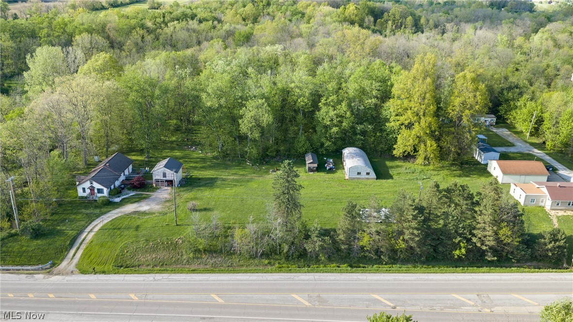 Estate Auction. Country Home & Outbuildings. Wayne Co., Orrville, OH, Waynedale LSD. Live Auction with Online Bidding Available on Real Estate
All sells to settle the Jena L. Evans Estate, Wayne County Probate case #2025-PB-E-000100. ONLINE BIDDING BEGINS THURSDAY, JUNE 11, 2026, AT 9:00 AM, AND AUCTION LIVE ON-SITE BIDDING WILL BEGIN FRIDAY, JUNE 12, 2026, AT 4:30 PM - REAL ESTATE SELLS AT 5:00 PM. Bungalow home features 3 beds, a full bath, a nice open kitchen and living room, plus laundry on the main floor. The second level is used for attic storage. Well and septic. Outbuildings include a 20x20 detached garage, a 24x48 Quonset building, and an 8x22 shed. All this on 1.89 acres in Waynedale LSD. Wayne Co. parcel #27-01439.000. Half-year taxes are $1,097. Bank financing available to qualified bidders. Call the auctioneer for details on how to use your current home to buy this one! The home will be open for viewing on auction day.