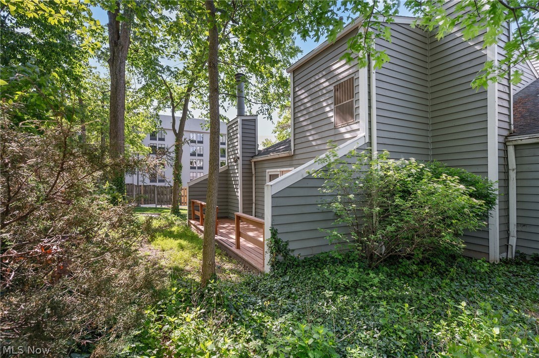 Acorn Creek Condo Assoc - Residential