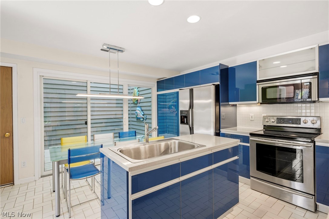 Acorn Creek Condo Assoc - Residential