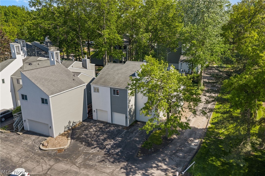 Acorn Creek Condo Assoc - Residential