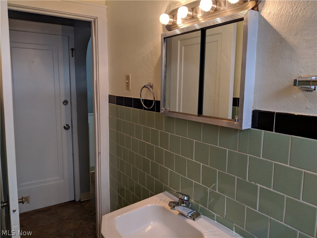 Cuyahoga View Estate - Residential Lease