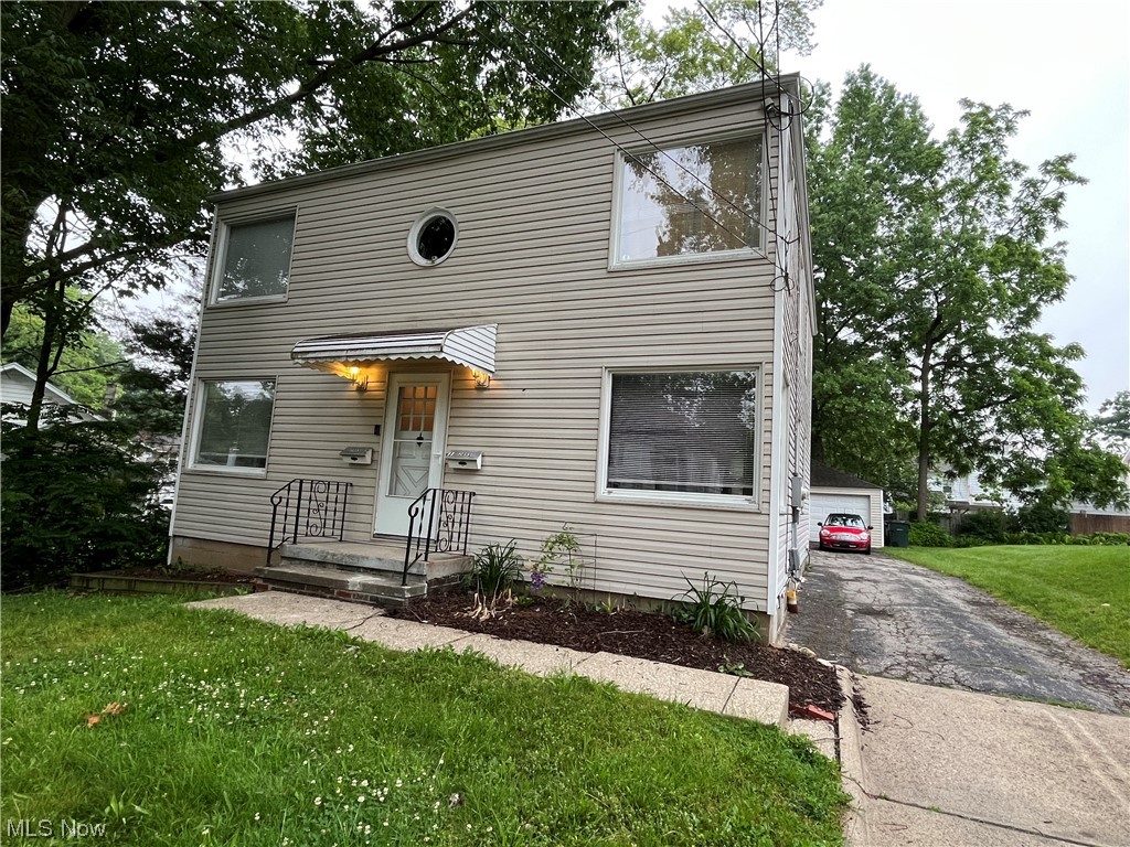 Charming two bedroom one bath ground level unit with one car garage and shared laundry hookup. Updated kitchen and bathroom with new carpet throughout.  No pets. No smoking. All adult occupants must apply online for a credit and eviction history as well as income verification. $50 app fee per adult applicant. Owner is a licensed Realtor