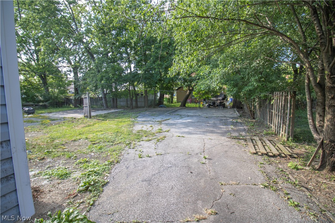 Frisbie Realty & Inv Companys - Residential