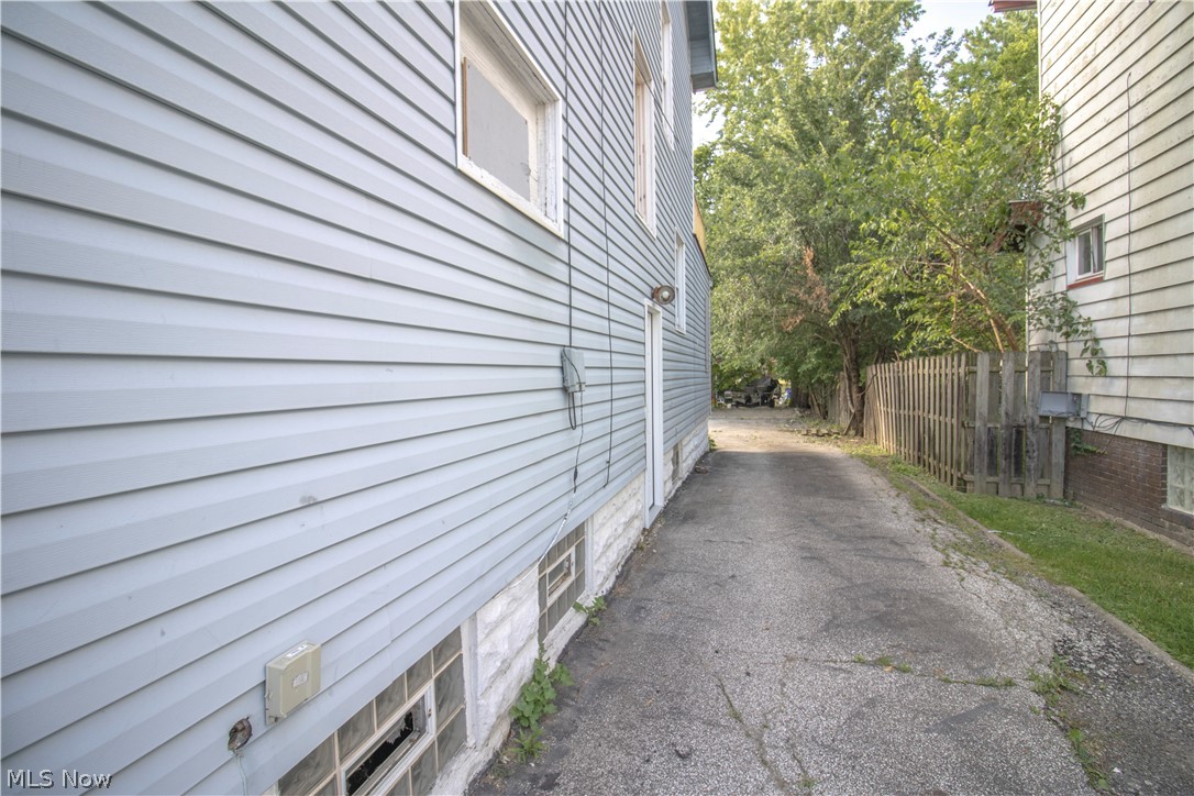 Frisbie Realty & Inv Companys - Residential