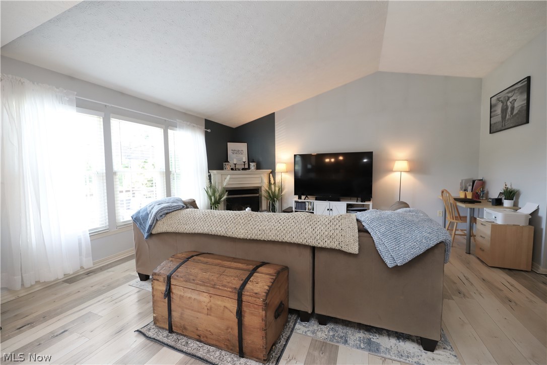 Westbury Place Ph 01 - Residential