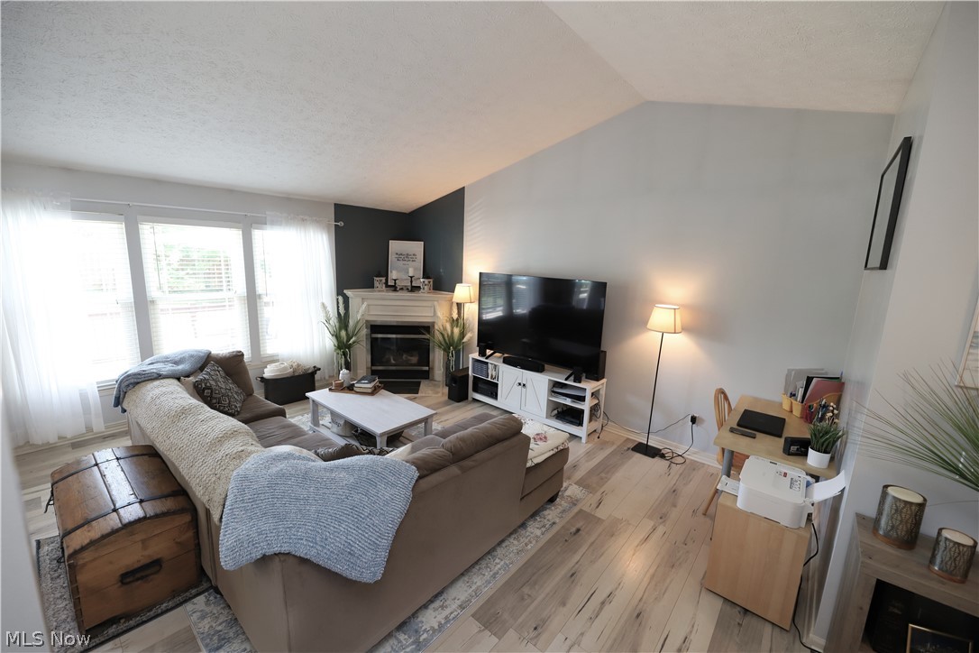 Westbury Place Ph 01 - Residential