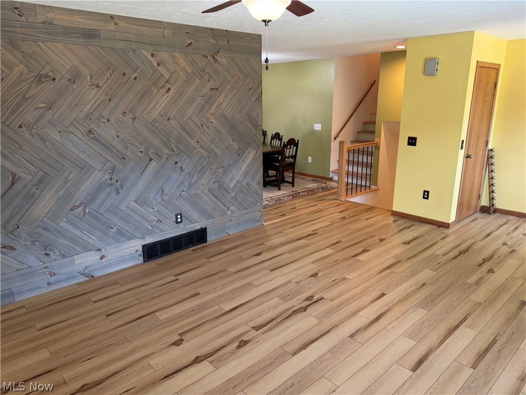 Larkins 1st Add - Residential