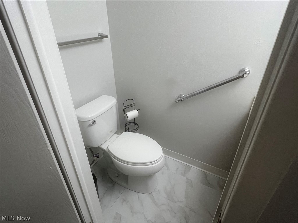 Richmond Place Condo Ph 11 - Residential