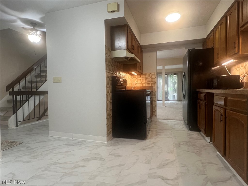 Richmond Place Condo Ph 11 - Residential