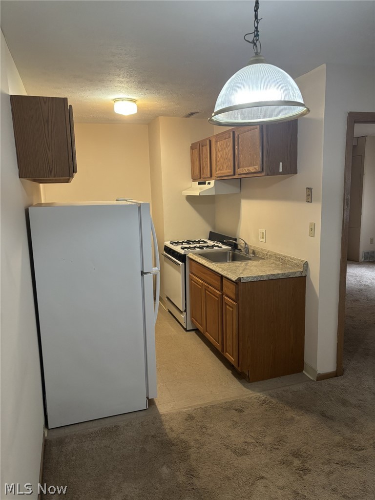 Kings Path Condo - Residential