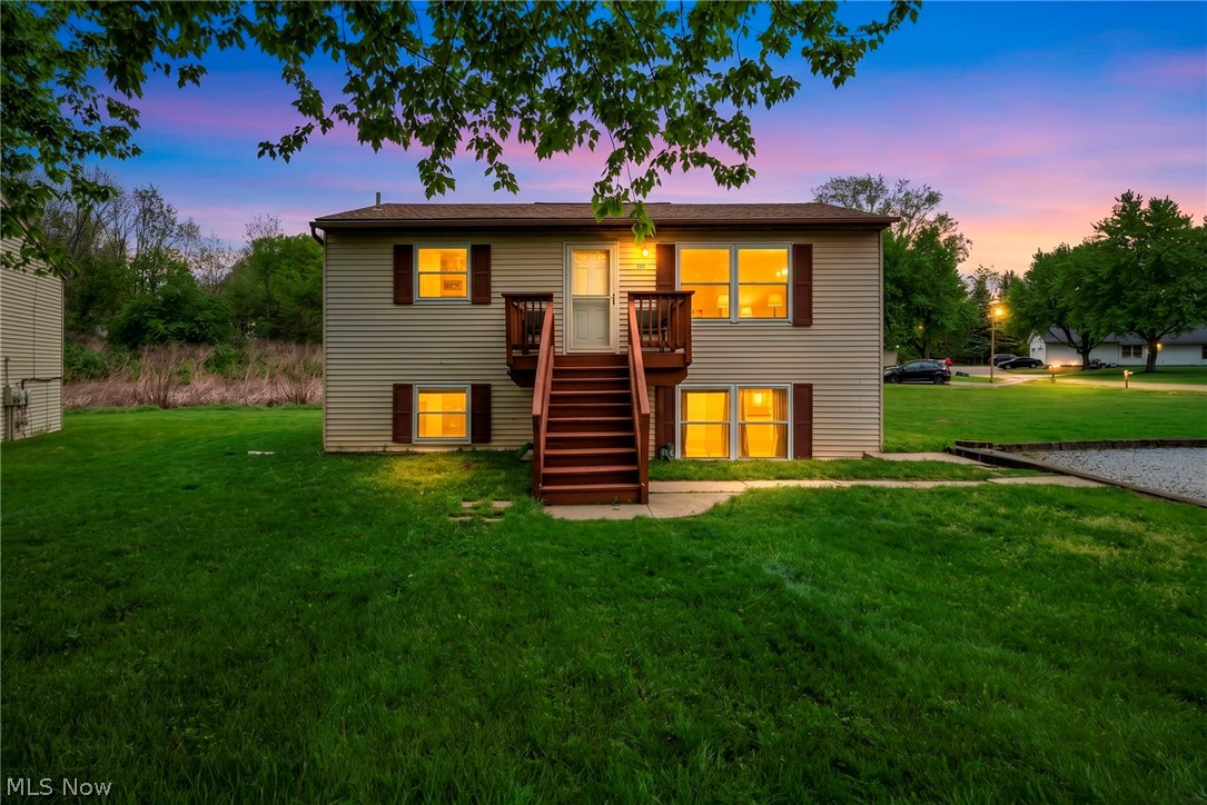 Investor opportunity just minutes from Kent State University! This renovated up/down duplex is fully occupied and bringing in $2,000/month in gross rental income with each 2-bedroom, 1-bath unit rented at $1,000/month. Located on a quiet cul-de-sac with a large yard, this property offers a strong combination of cash flow, location, and long-term rental appeal. Recent updates have already been completed, including renovations throughout and a newer roof, making this a solid addition to an investment portfolio. Tenants enjoy spacious units, ample outdoor space, and convenient access to shopping, dining, and campus amenities all within minutes.

Looking ahead, this property also offers great future owner-occupancy and house hacking potential. Live in one unit while offsetting your mortgage with rental income from the other, all while building equity in a high-demand rental area near campus. Whether you're looking to expand your portfolio or secure a versatile income-producing property with future flexibility, this duplex is worth a look!