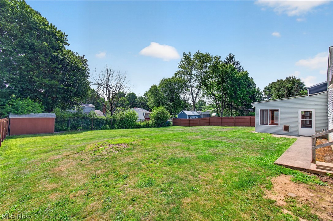 Broken Fence Estate #4 - Residential