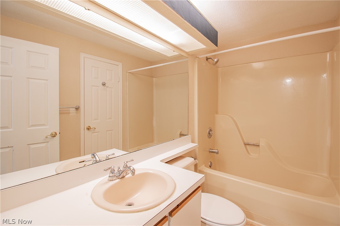 Woodland Lake Ph II - Residential