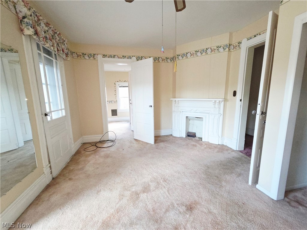 Wallaces Add 04 - Residential