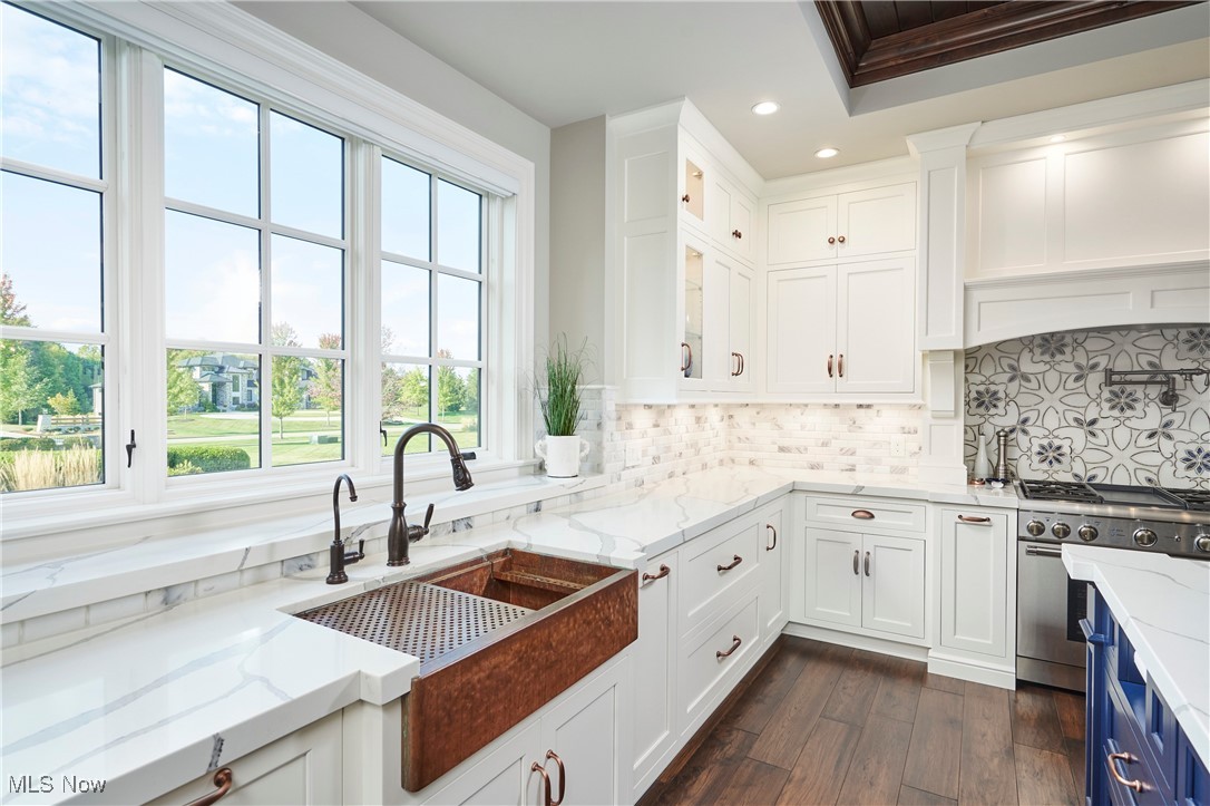 Sharon Falls - Residential