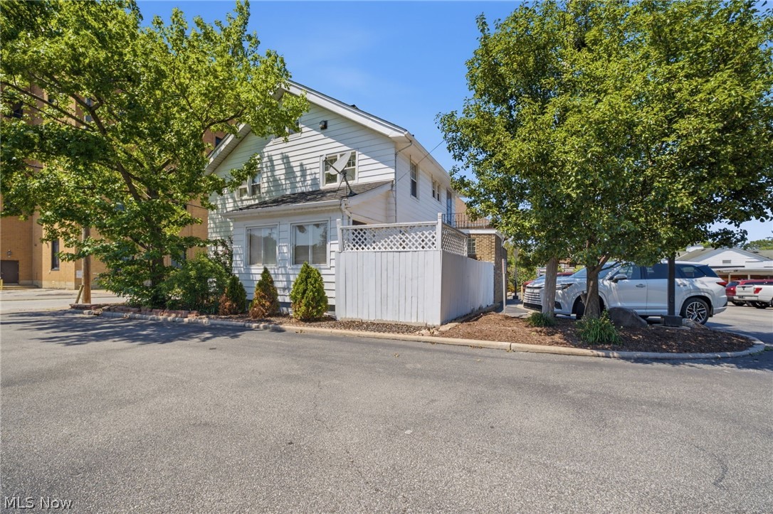 Lakewood Heights - Residential