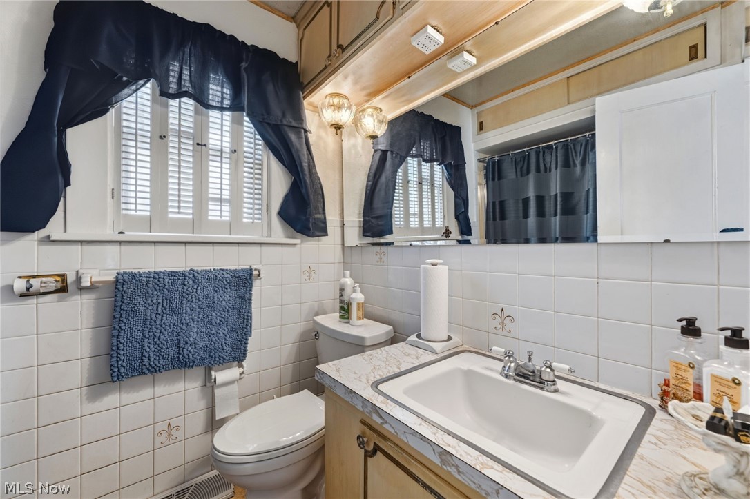 Amelia A Hubbard - Residential