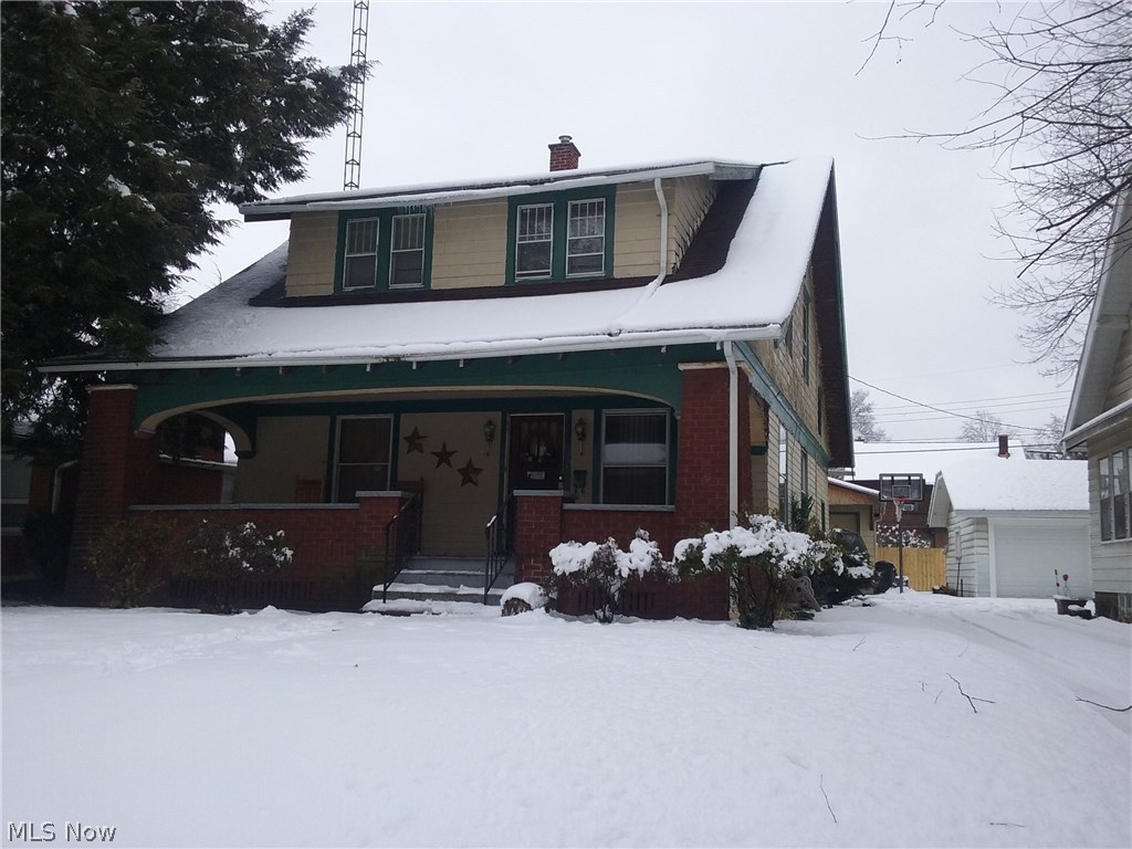 Cozy  home located in the heart of NW Canton. Tenant occupied, for sale as investment or personal home. 24 hour notice required for showings.